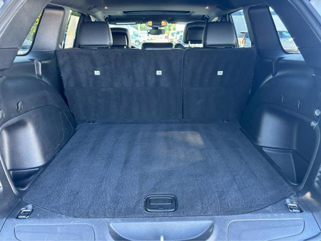 Used 2022 Jeep Grand Cherokee Limited image 7