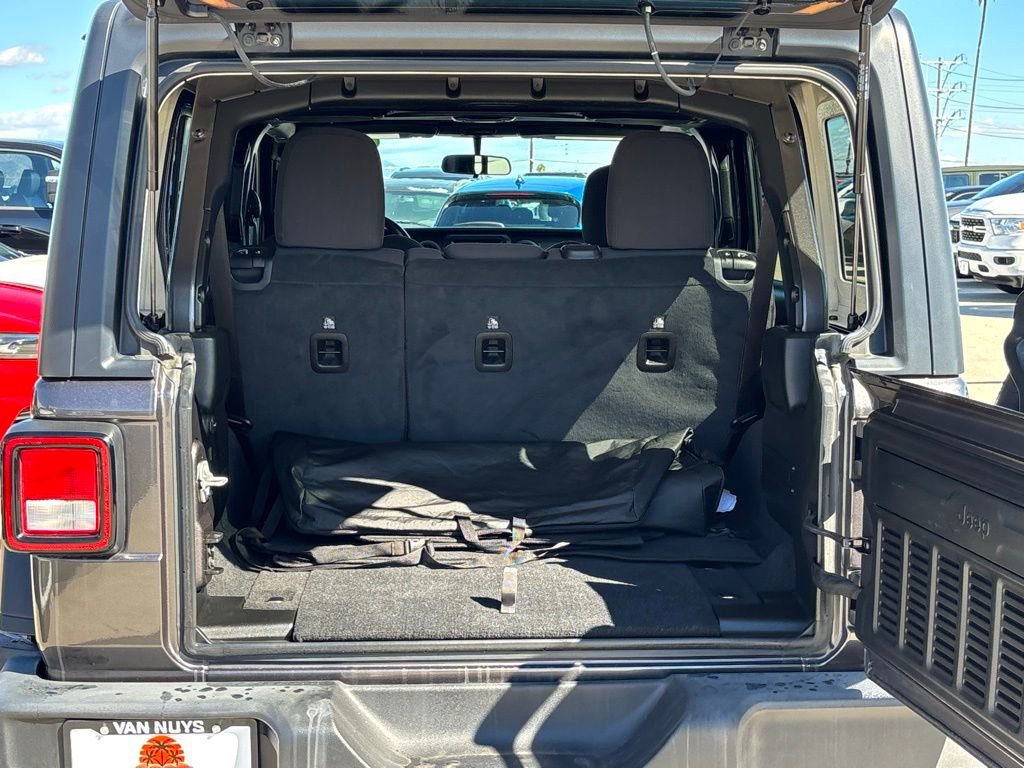 Used 2022 Jeep Wrangler Unlimited Sport image 24