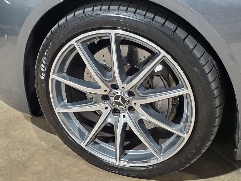 Used 2018 Mercedes-Benz S 560 4MATIC Sedan image 48