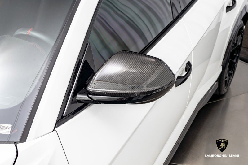 Used 2023 Lamborghini Urus Performante image 11