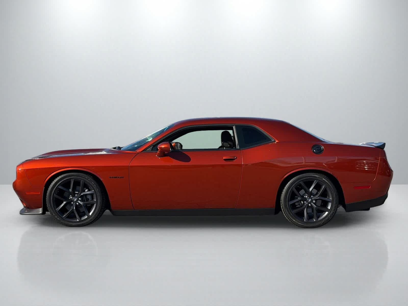 Used 2021 Dodge Challenger R/T w/ Blacktop Package RWD image 2