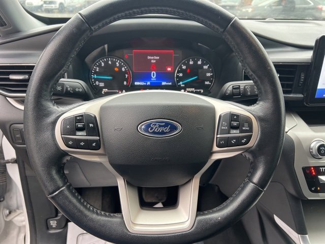 Used 2021 Ford Explorer XLT w/ Equipment Group 202A image 27