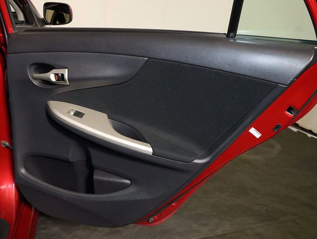 Used 2012 Toyota Corolla S image 26