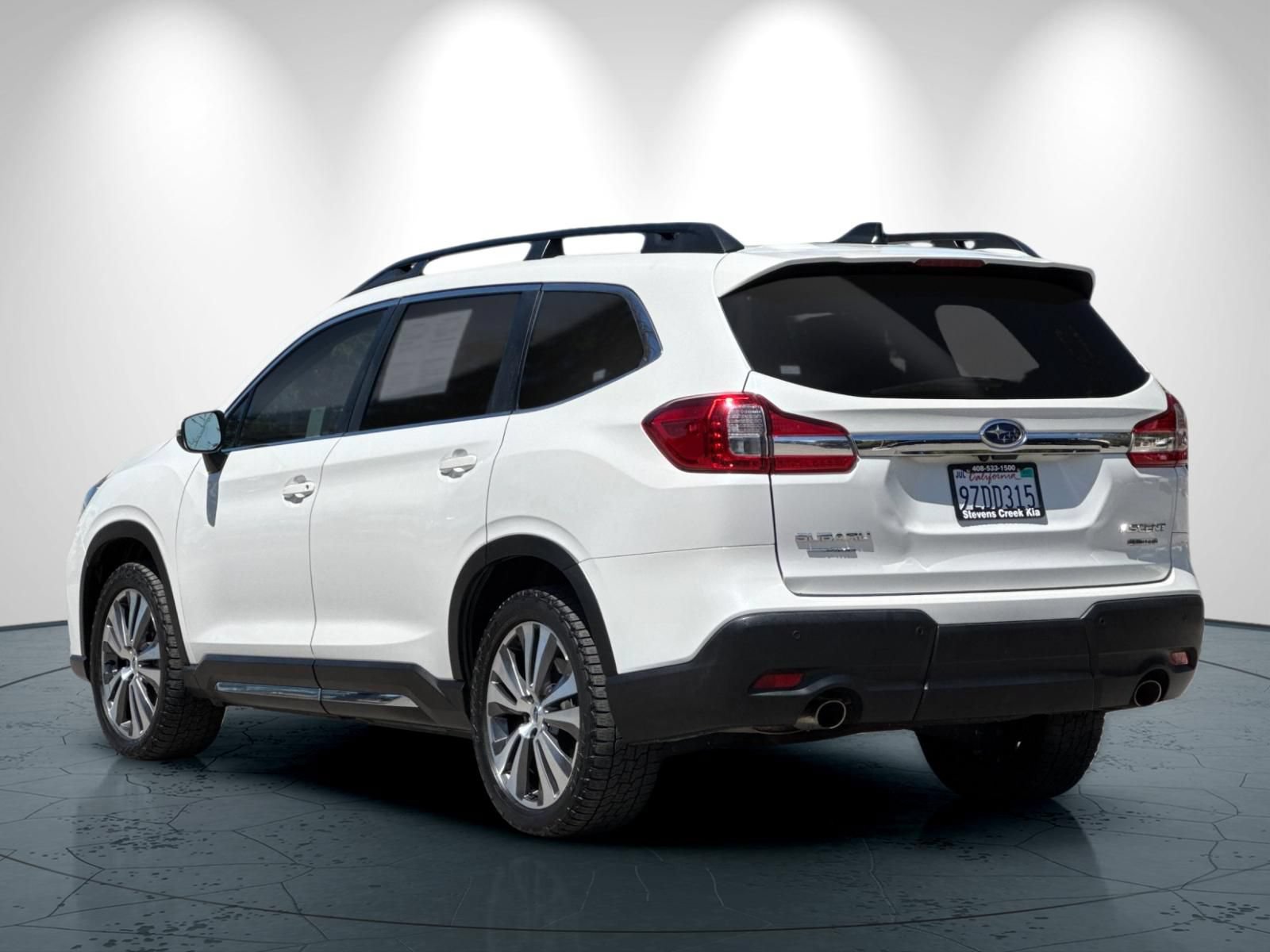 Used 2022 Subaru Ascent Limited w/ Technology Package AWD/4WD image 6