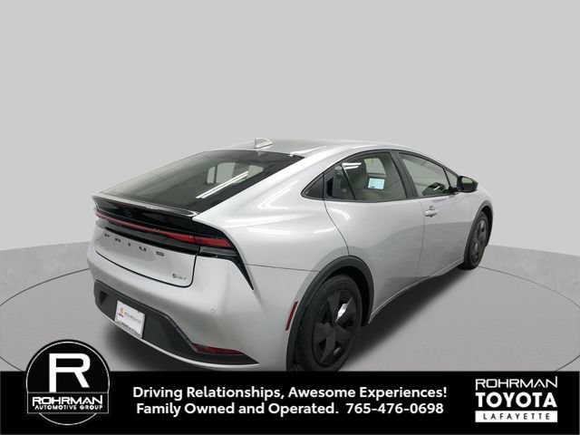 Used 2023 Toyota Prius LE FWD image 6