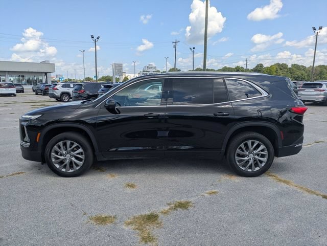 Used 2025 Buick Enclave Preferred FWD image 6