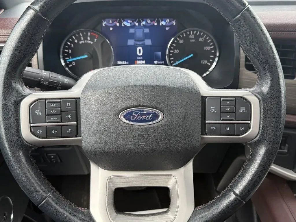 Used 2023 Ford Expedition Limited AWD/4WD image 15