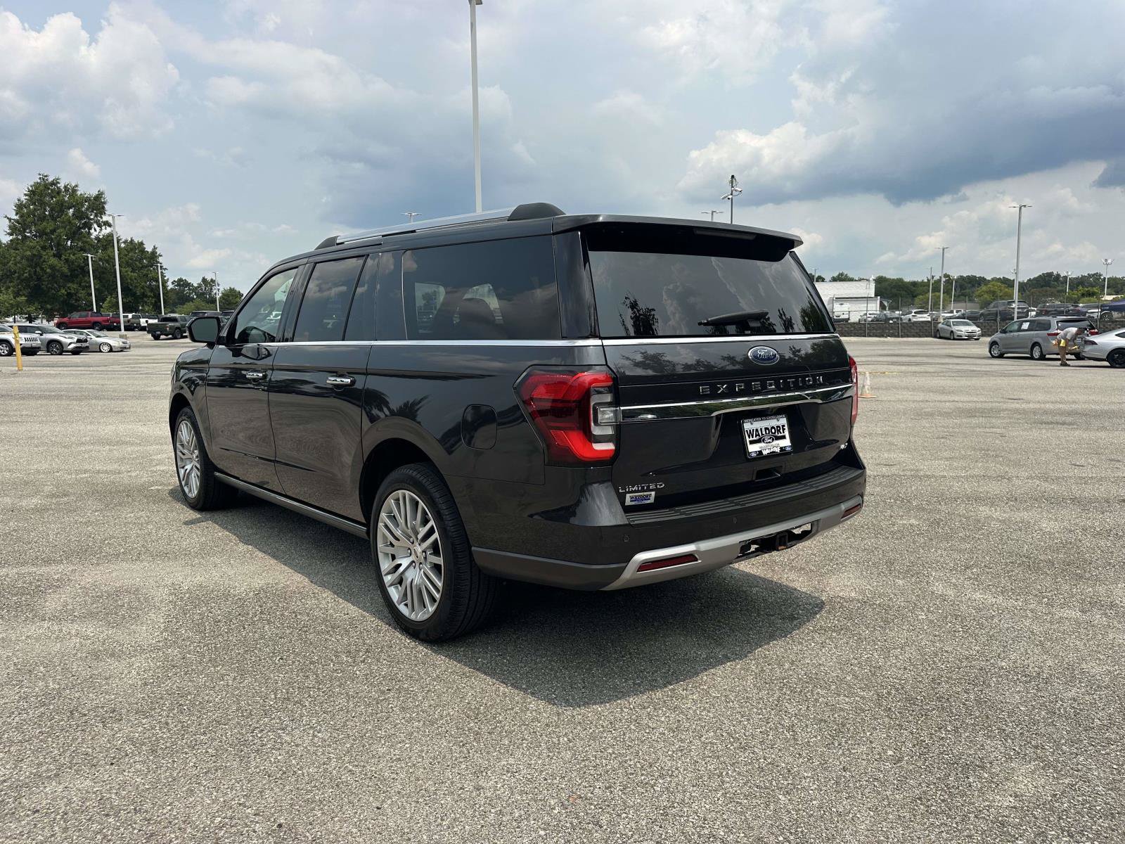 Certified 2024 Ford Expedition Max Limited AWD/4WD image 4