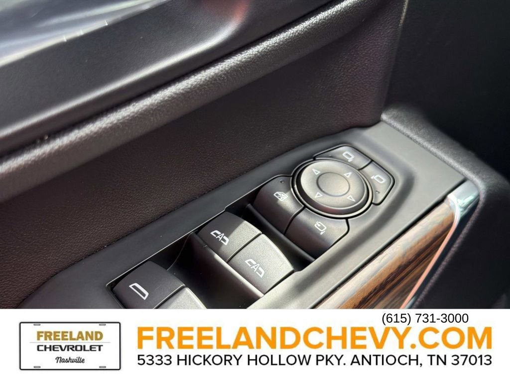 Used 2019 Chevrolet Silverado 1500 High Country w/ Technology Package image 22