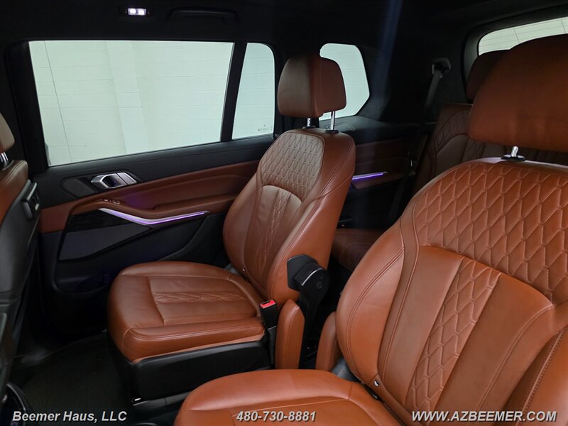 Used 2021 BMW X7 M50i AWD/4WD image 31