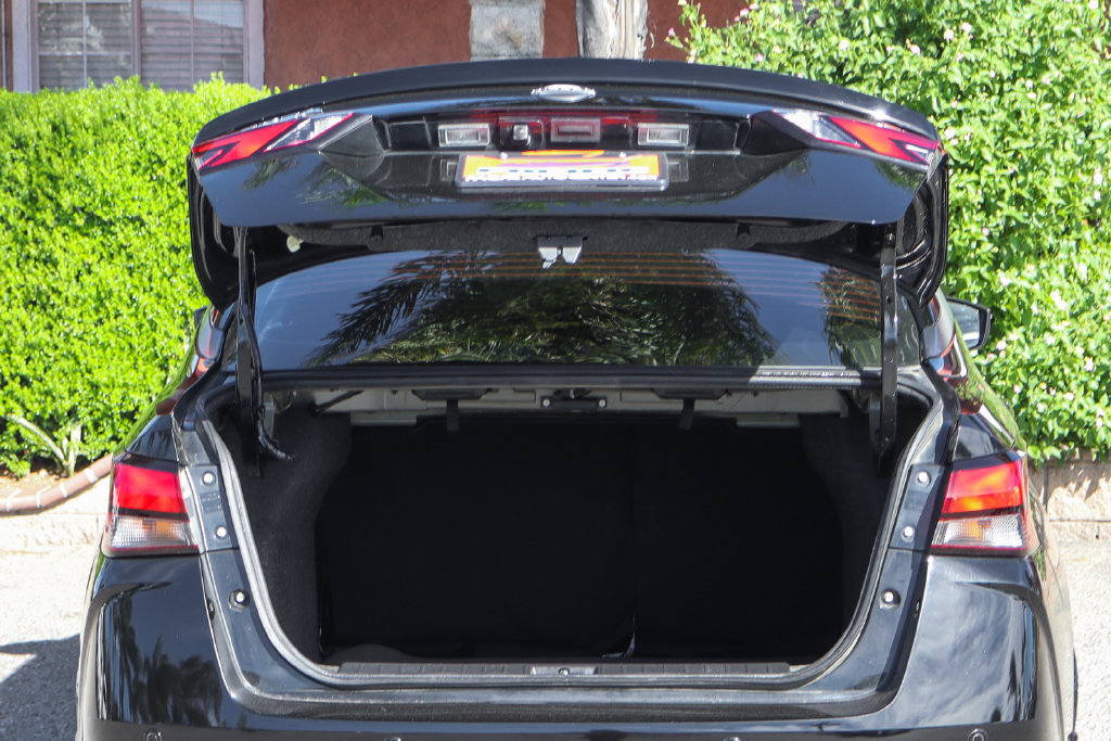 Used 2024 Nissan Versa SR w/ Trunk Package FWD image 8