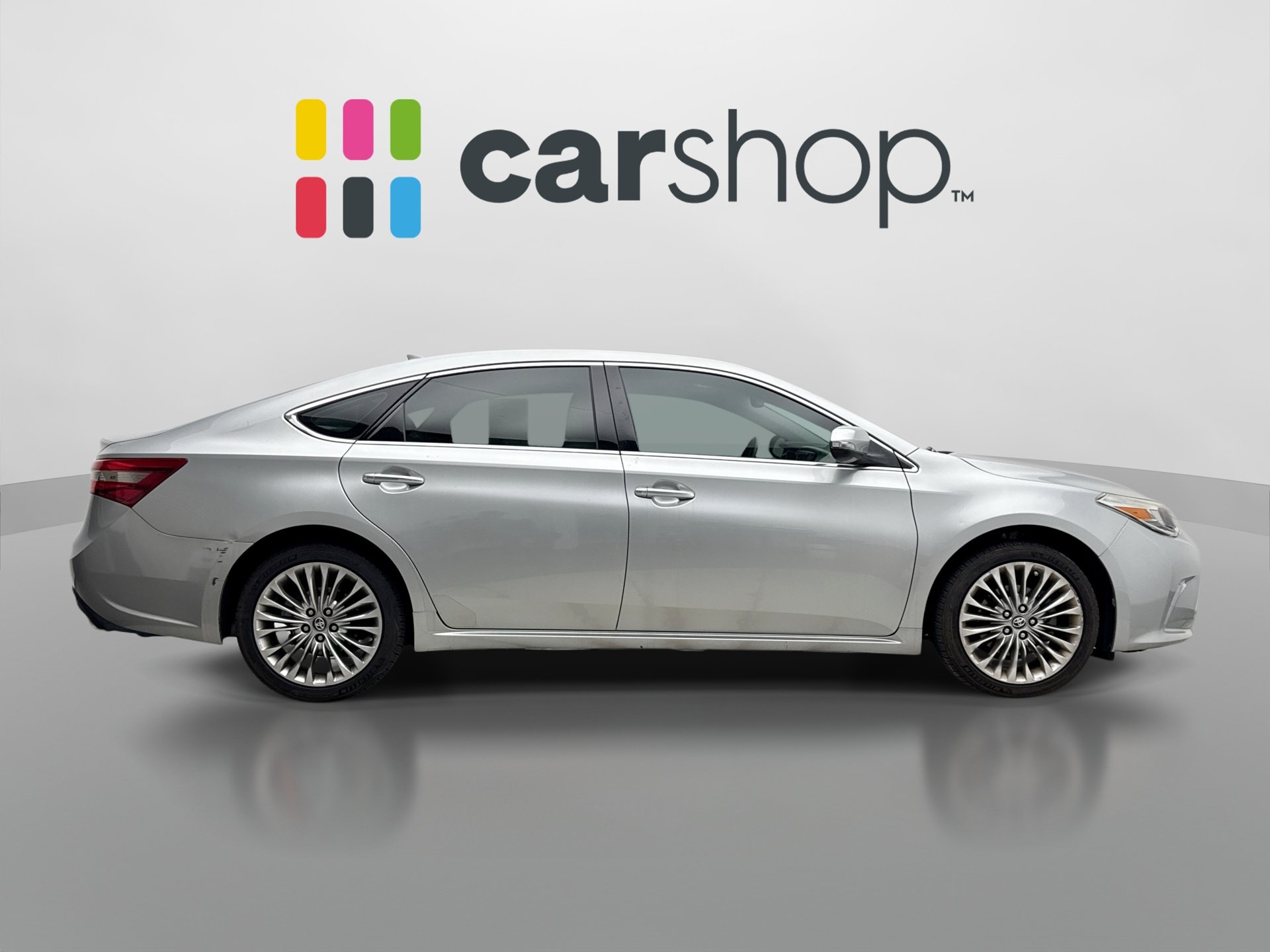 Used 2017 Toyota Avalon Limited FWD image 6