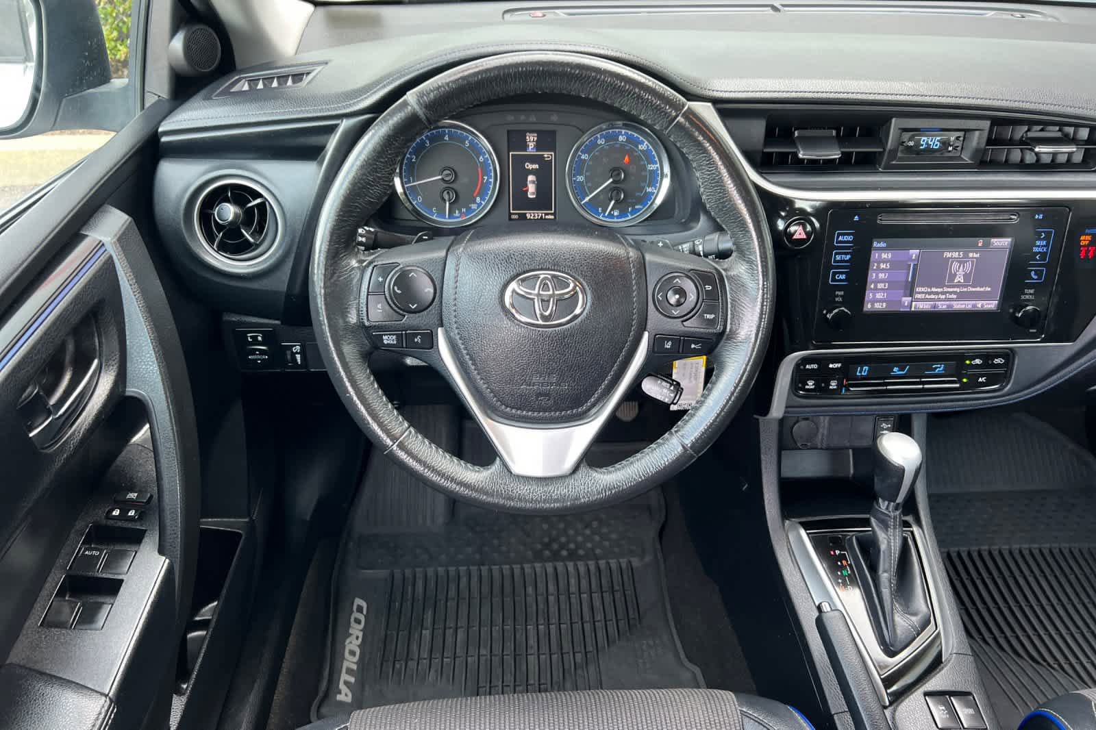 Used 2018 Toyota Corolla SE FWD image 14