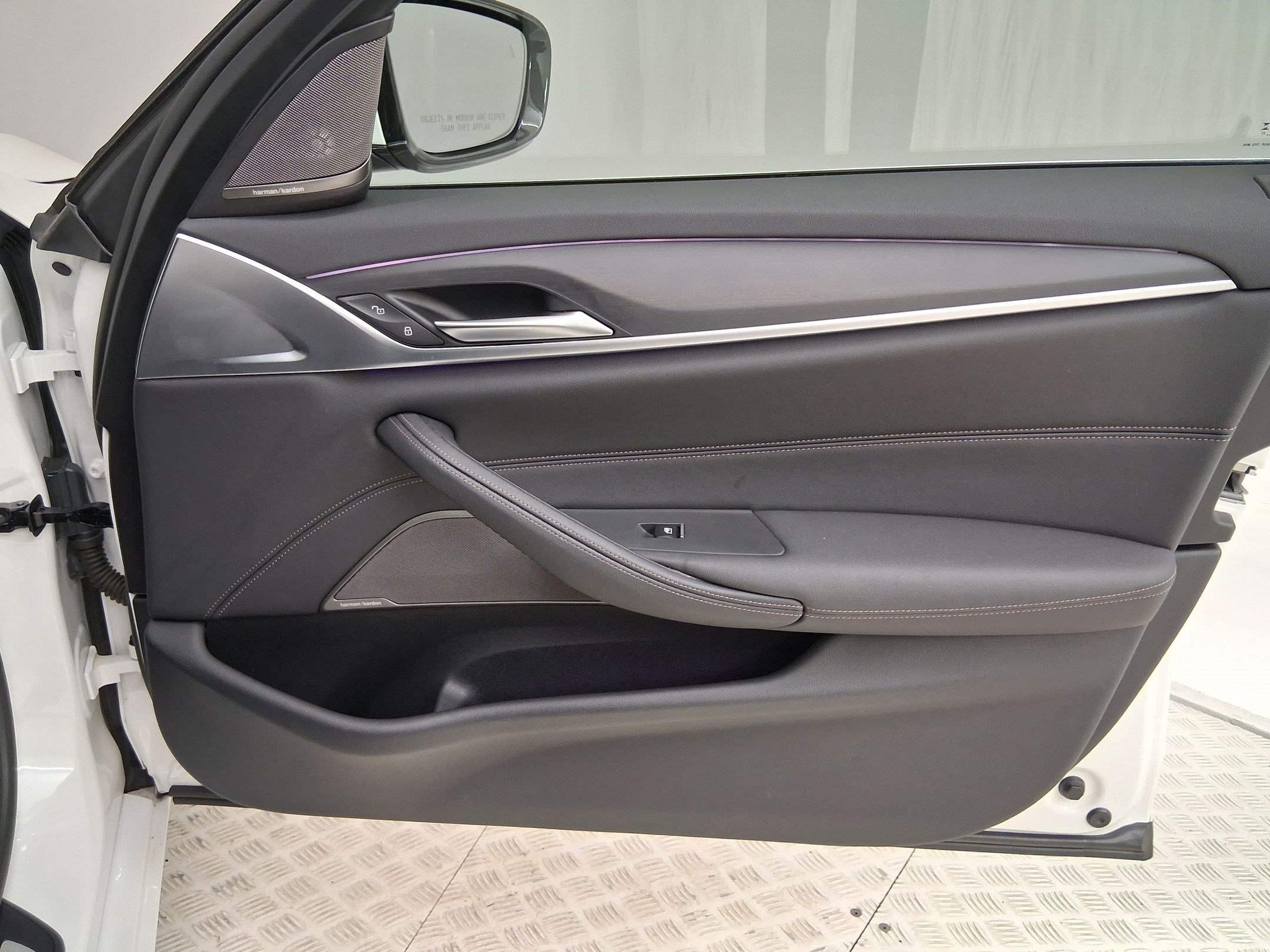 Certified 2023 BMW 530i w/ Premium Package RWD image 37