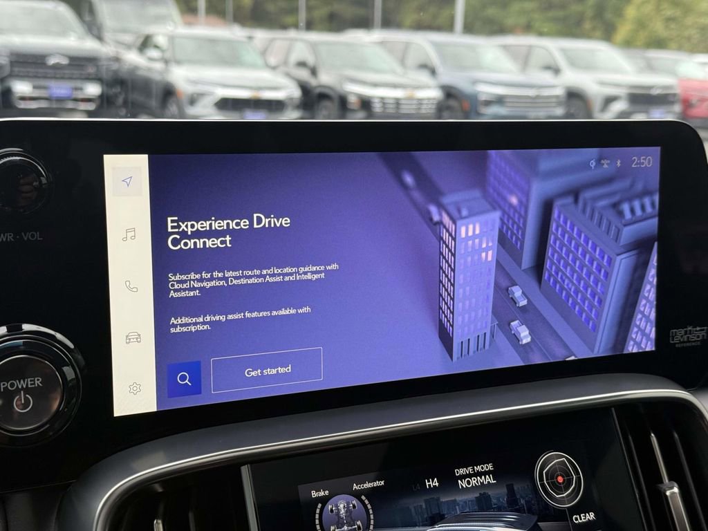 Used 2025 Lexus LX 700h Overtrail image 12