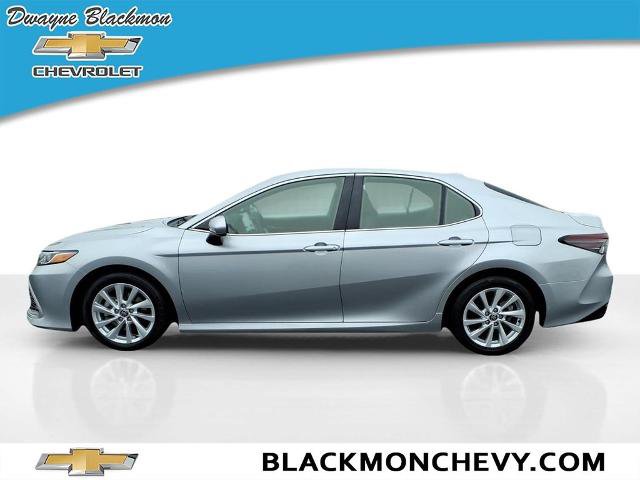 Used 2021 Toyota Camry LE FWD image 6
