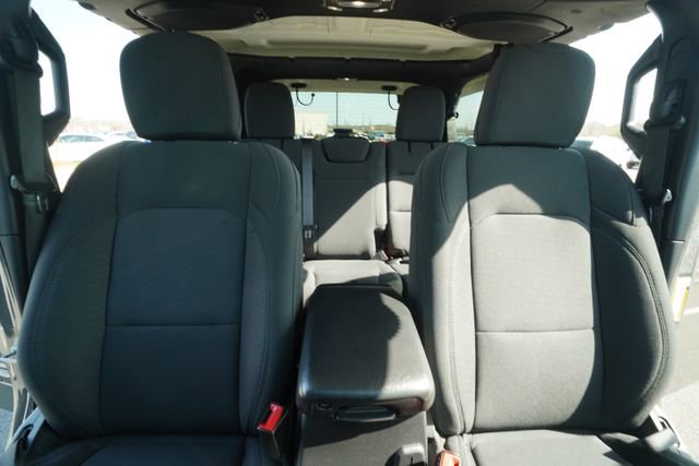 Used 2020 Jeep Wrangler Unlimited Sport S image 34