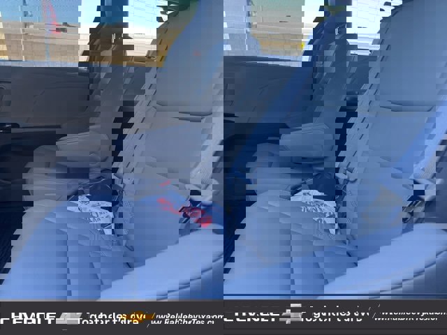 Used 2019 Toyota Sienna XLE image 9