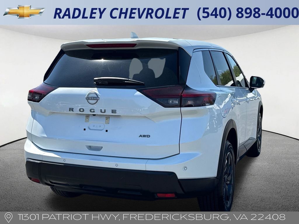 Used 2025 Nissan Rogue SV AWD/4WD image 20
