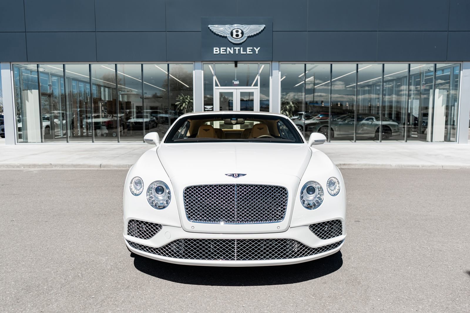 Used 2016 Bentley Continental GT image 19