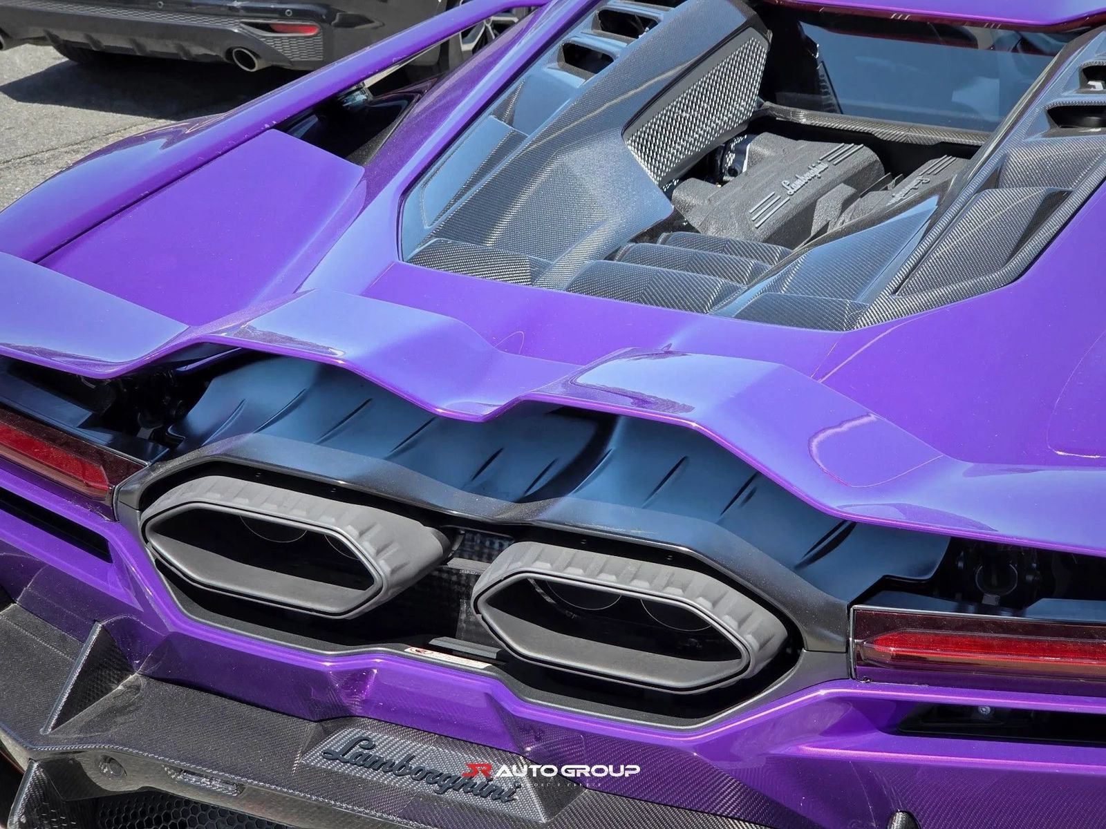 Used 2024 Lamborghini Revuelto AWD/4WD image 14