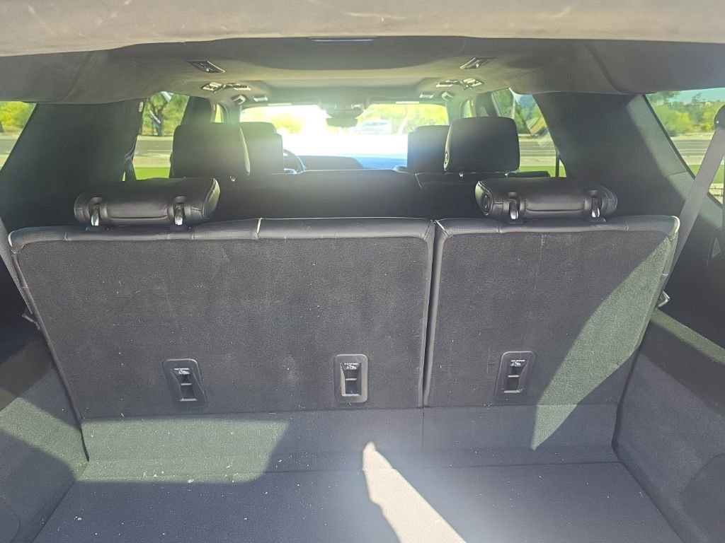 Used 2021 Cadillac Escalade ESV Sport Platinum w/ LPO, ONYX Package image 13