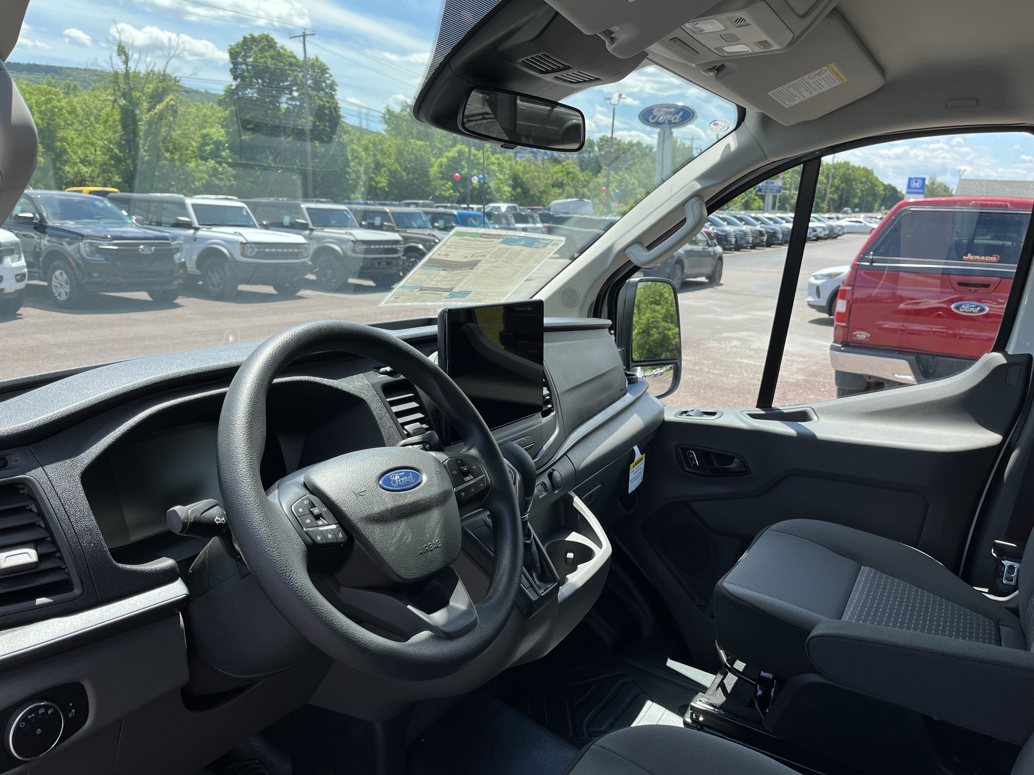 New 2026 Ford Transit 150 Low Roof RWD image 9
