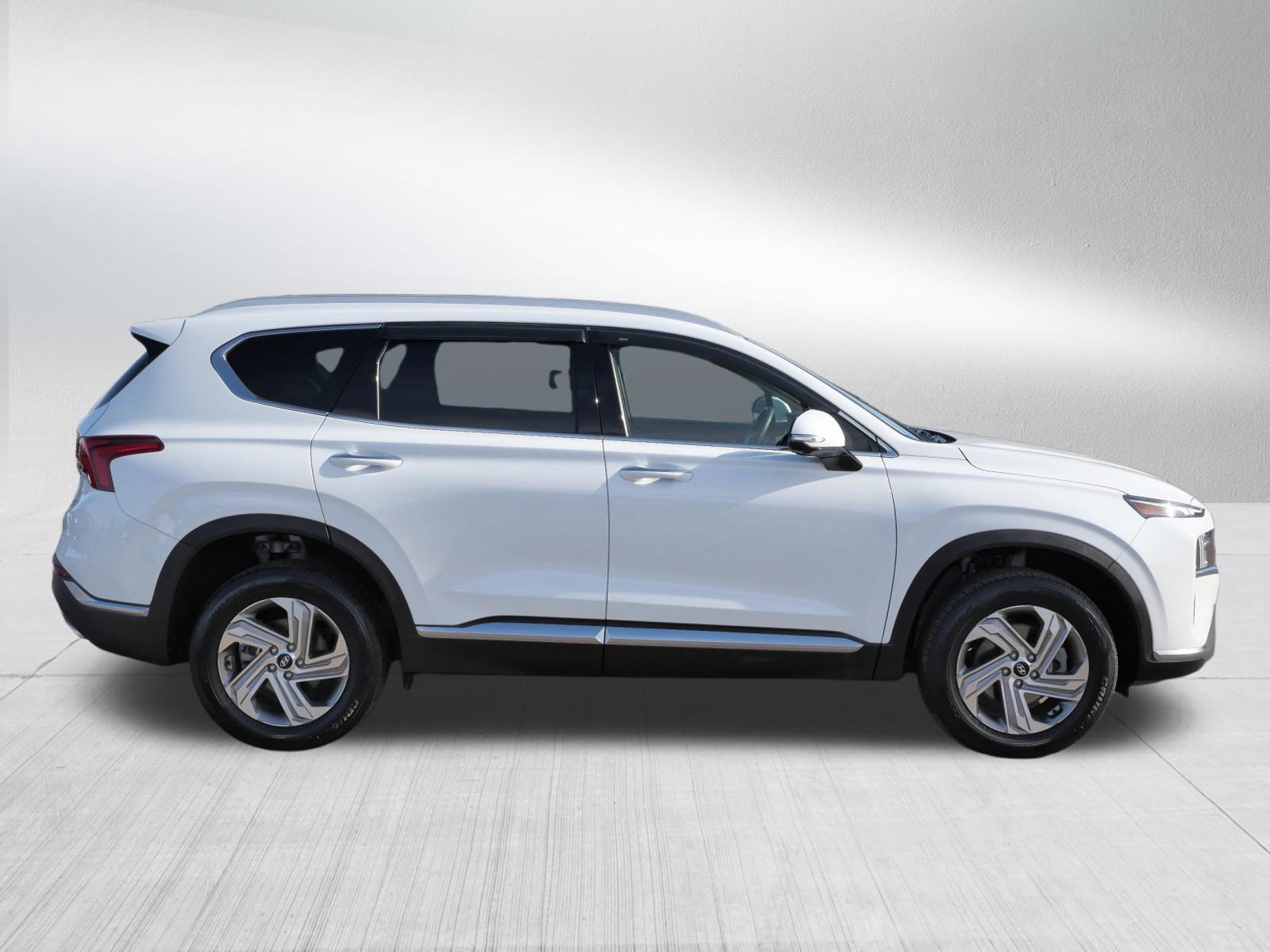 Certified 2023 Hyundai Santa Fe SEL w/ Premium Package AWD/4WD image 8