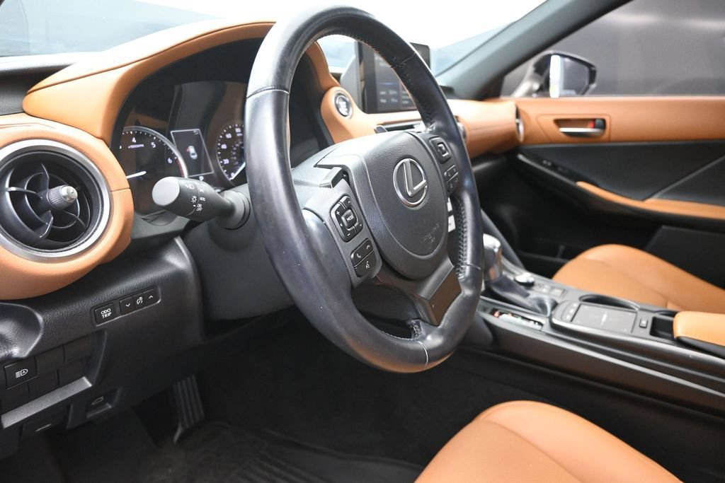 Certified 2022 Lexus IS 300 w/ Accessory Package RWD image 12