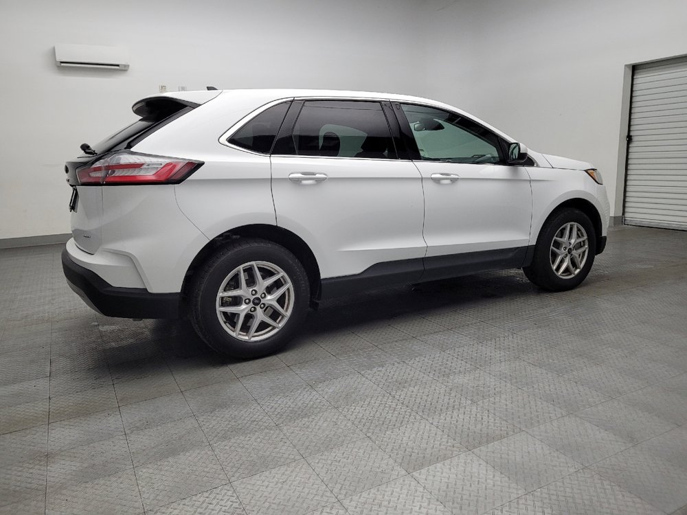 Used 2024 Ford Edge SEL image 10