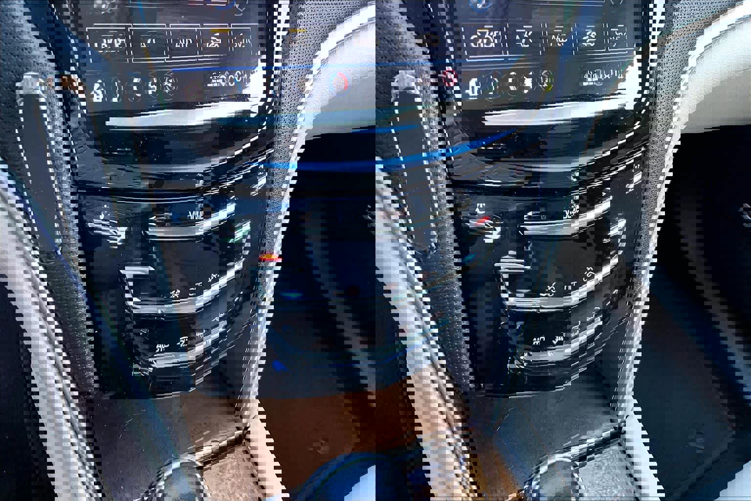 Used 2019 Cadillac XTS image 34