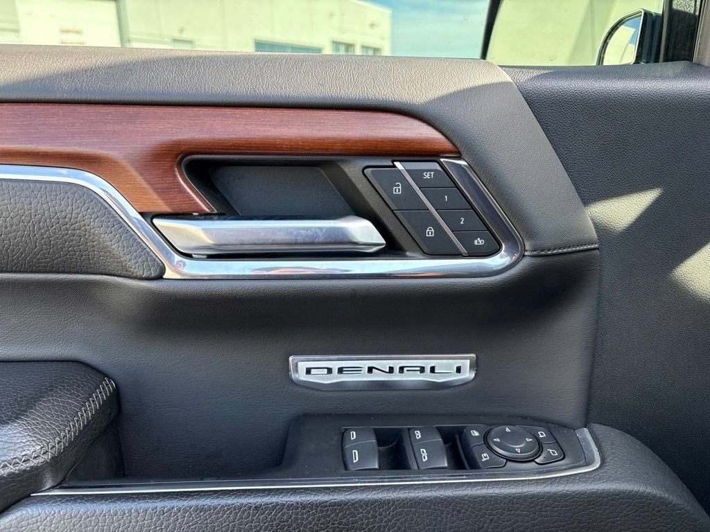 Used 2023 GMC Sierra 1500 Denali w/ Denali Reserve Package AWD/4WD image 12