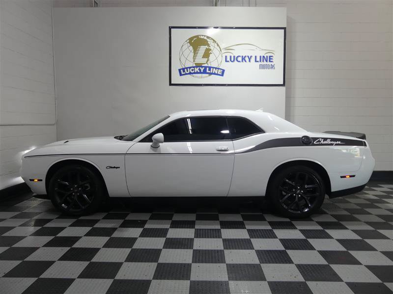 Used 2023 Dodge Challenger SXT w/ Blacktop Package RWD image 7