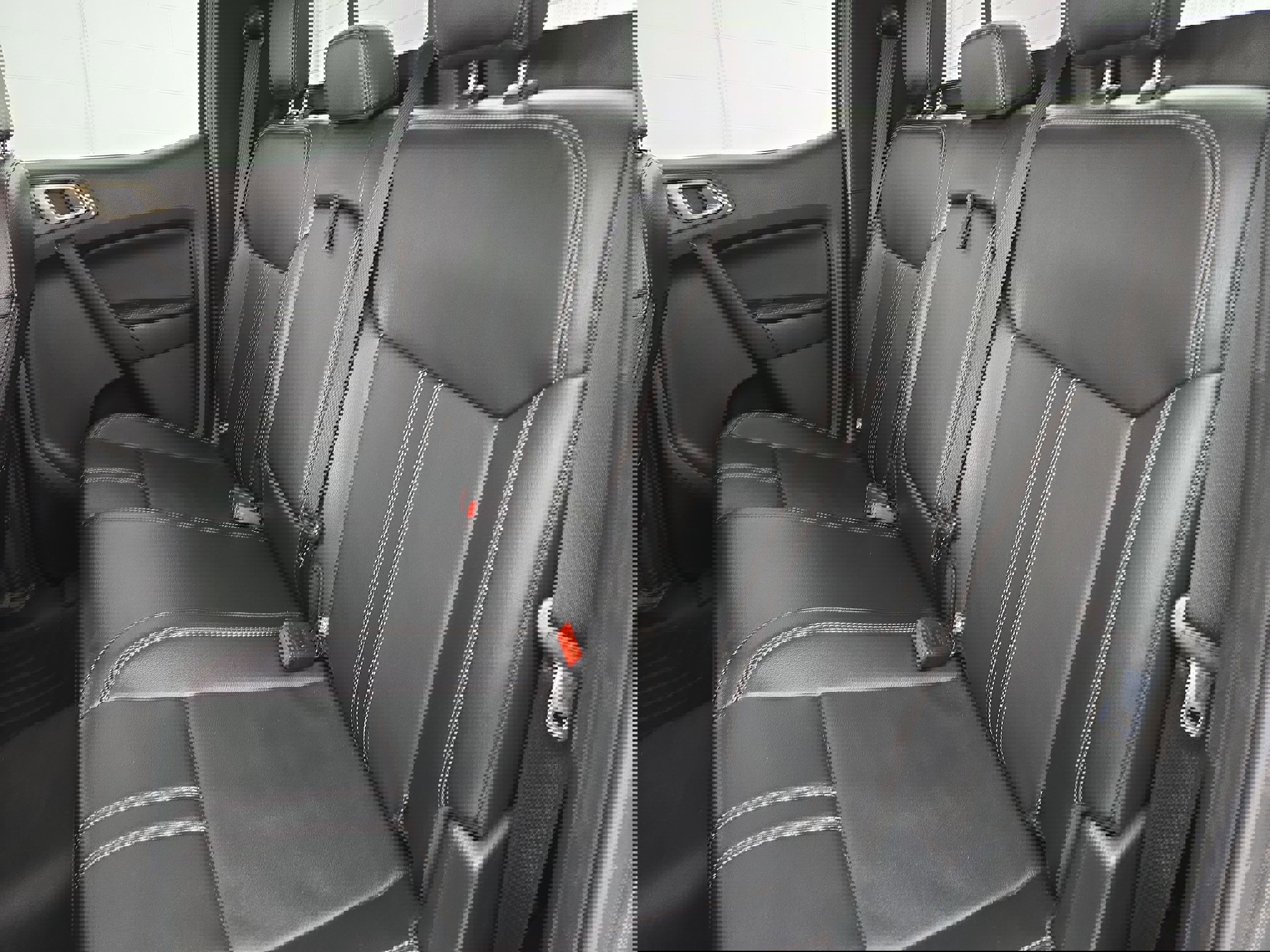 Used 2021 Ford Ranger Lariat w/ Equipment Group 501A High image 13