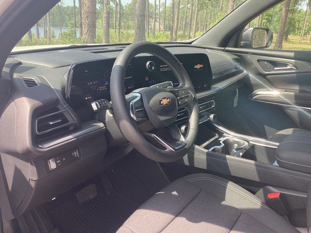 New 2026 Chevrolet Traverse LT w/ Driver Confidence Package FWD image 11