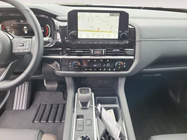 New 2025 Nissan Pathfinder Platinum image 15