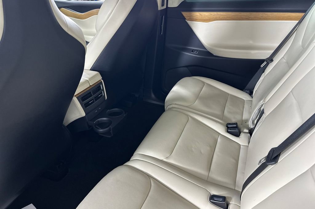 Used 2019 Tesla Model X Long Range image 13