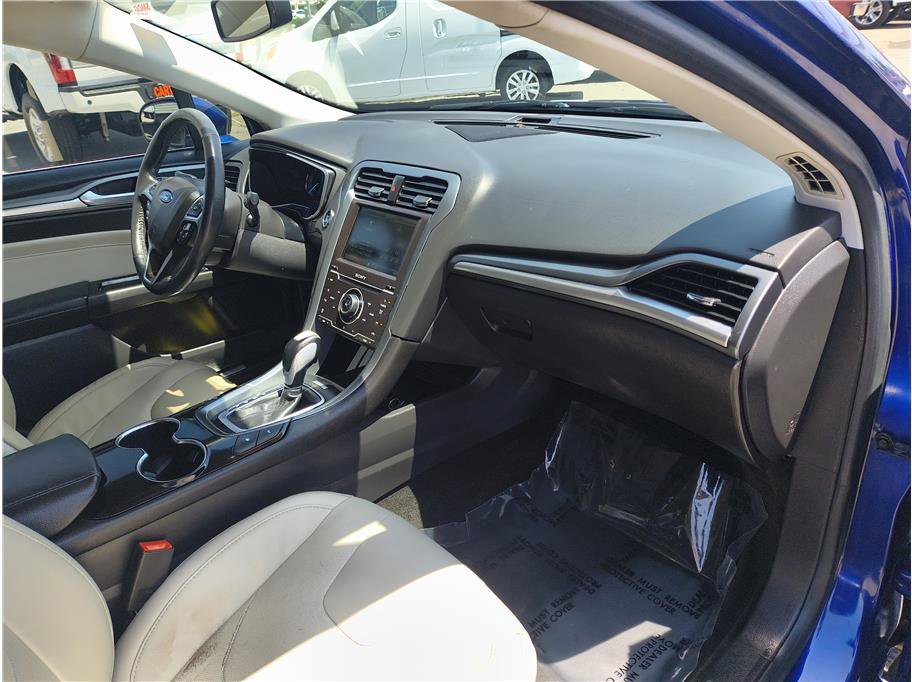 Used 2015 Ford Fusion Energi Titanium FWD image 13