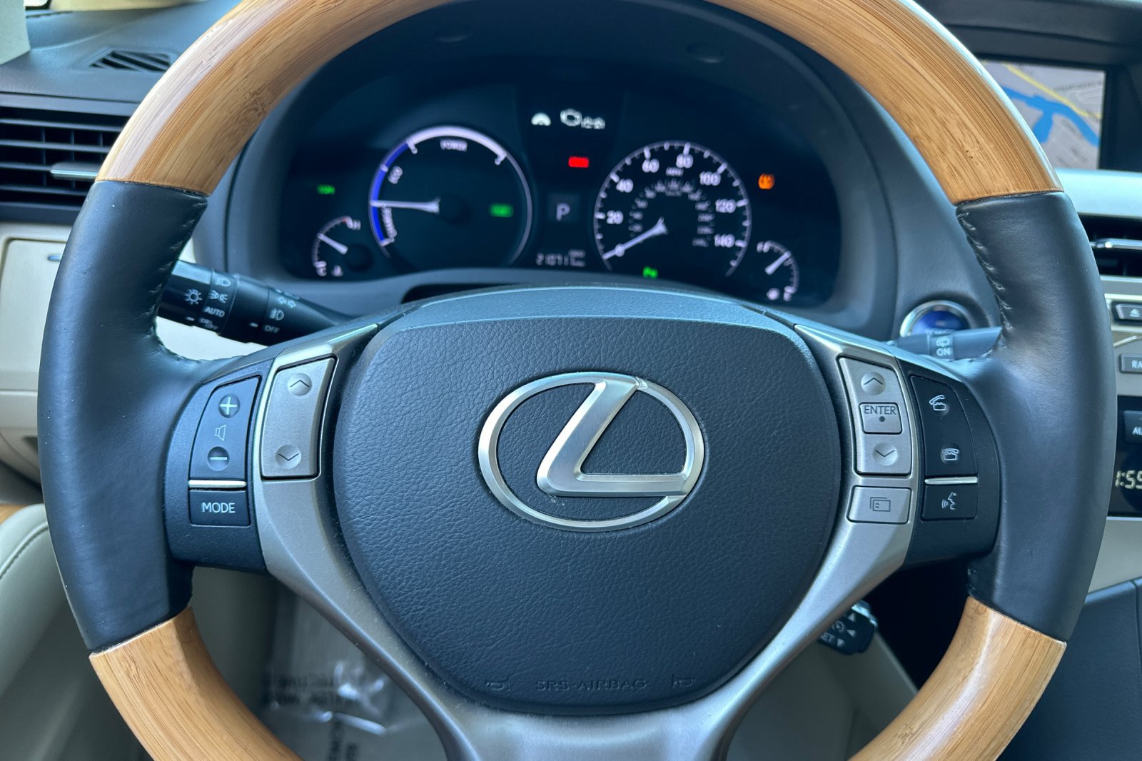 Used 2015 Lexus RX 450h FWD image 16