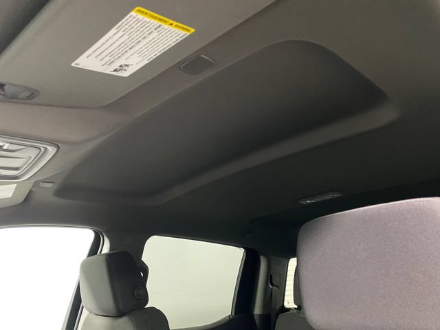 Certified 2025 Chevrolet Silverado 1500 LT AWD/4WD image 24