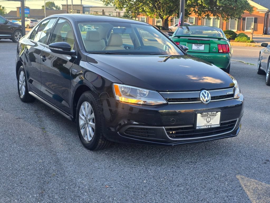 Used 2014 Volkswagen Jetta SE FWD image 3