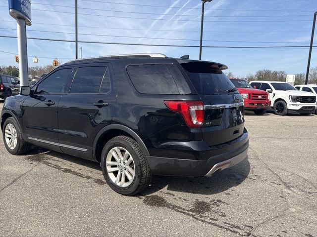Certified 2017 Ford Explorer XLT image 7