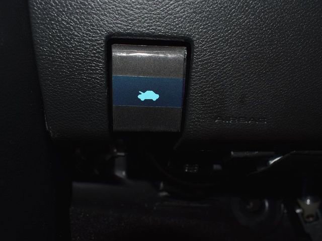 New 2026 Chrysler Pacifica Select w/ S Appearance Package FWD image 15