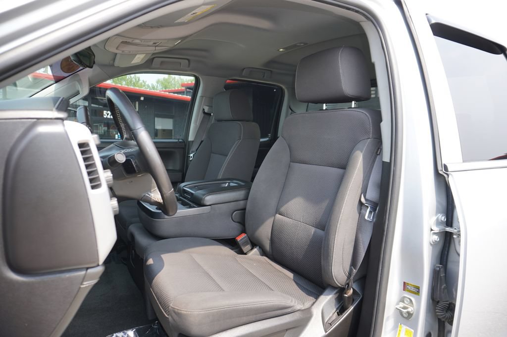Used 2018 GMC Sierra 1500 SLE w/ SLE Value Package AWD/4WD image 23