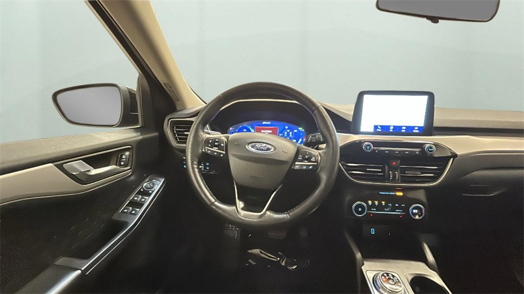 Used 2020 Ford Escape SE Sport image 11