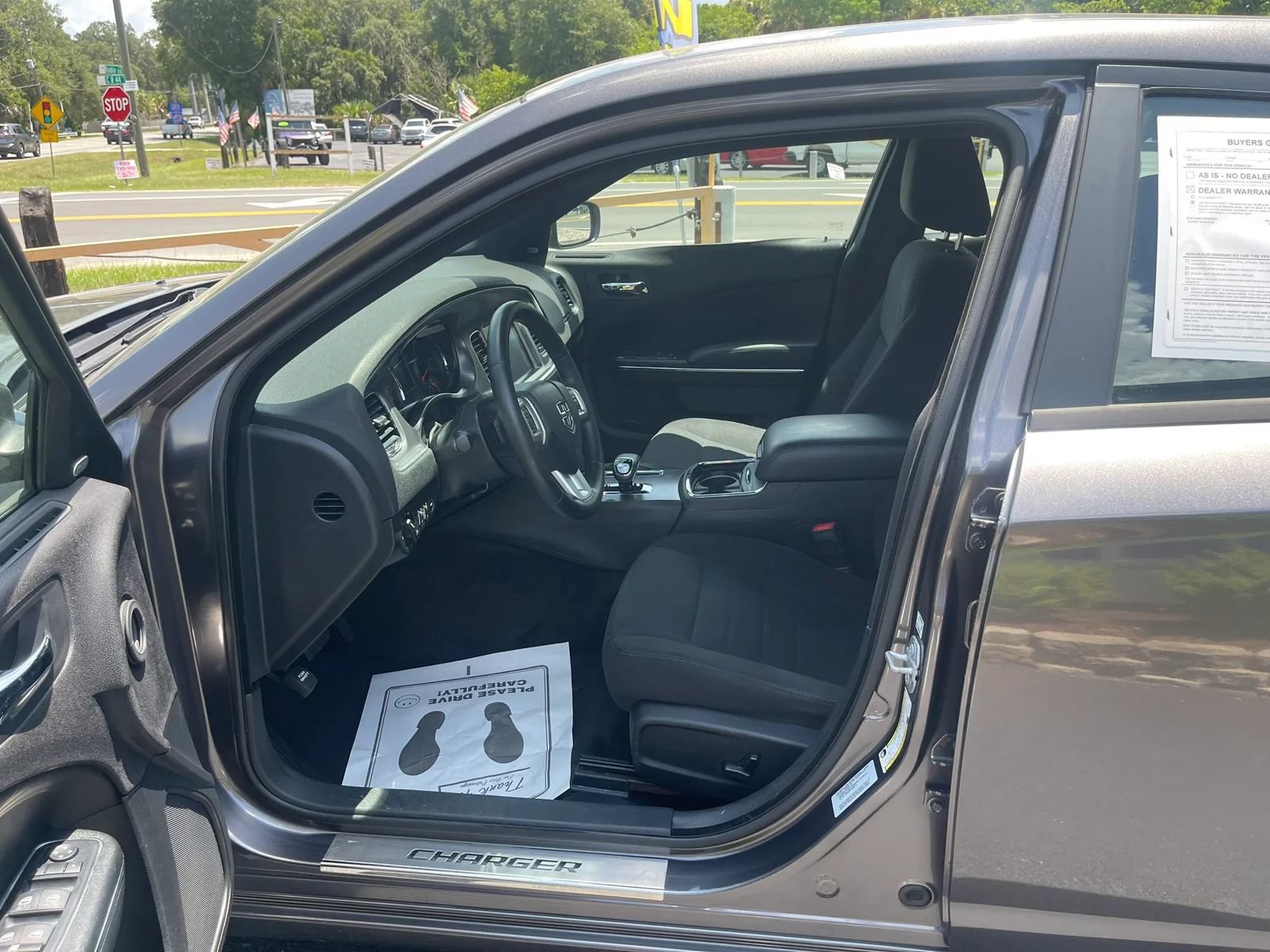 Used 2014 Dodge Charger SXT RWD image 12