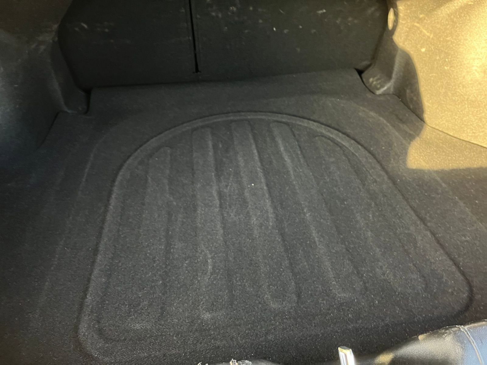 Used 2025 Hyundai Elantra Limited image 31