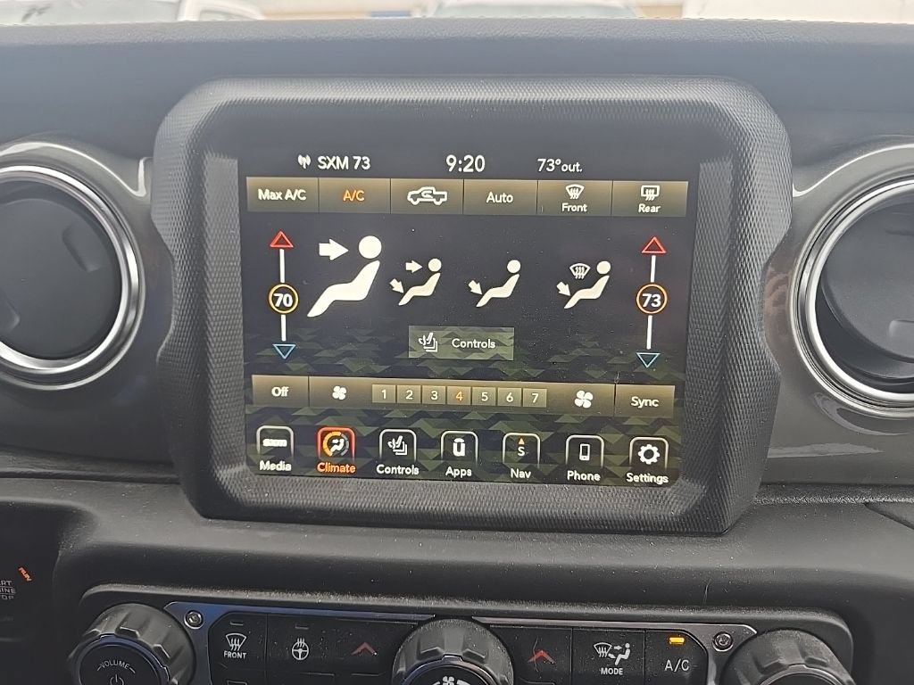 Used 2023 Jeep Gladiator Overland w/ LED Lighting Group AWD/4WD image 24