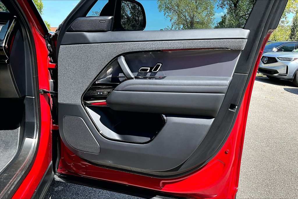 Used 2023 Land Rover Range Rover Sport SE AWD/4WD image 23