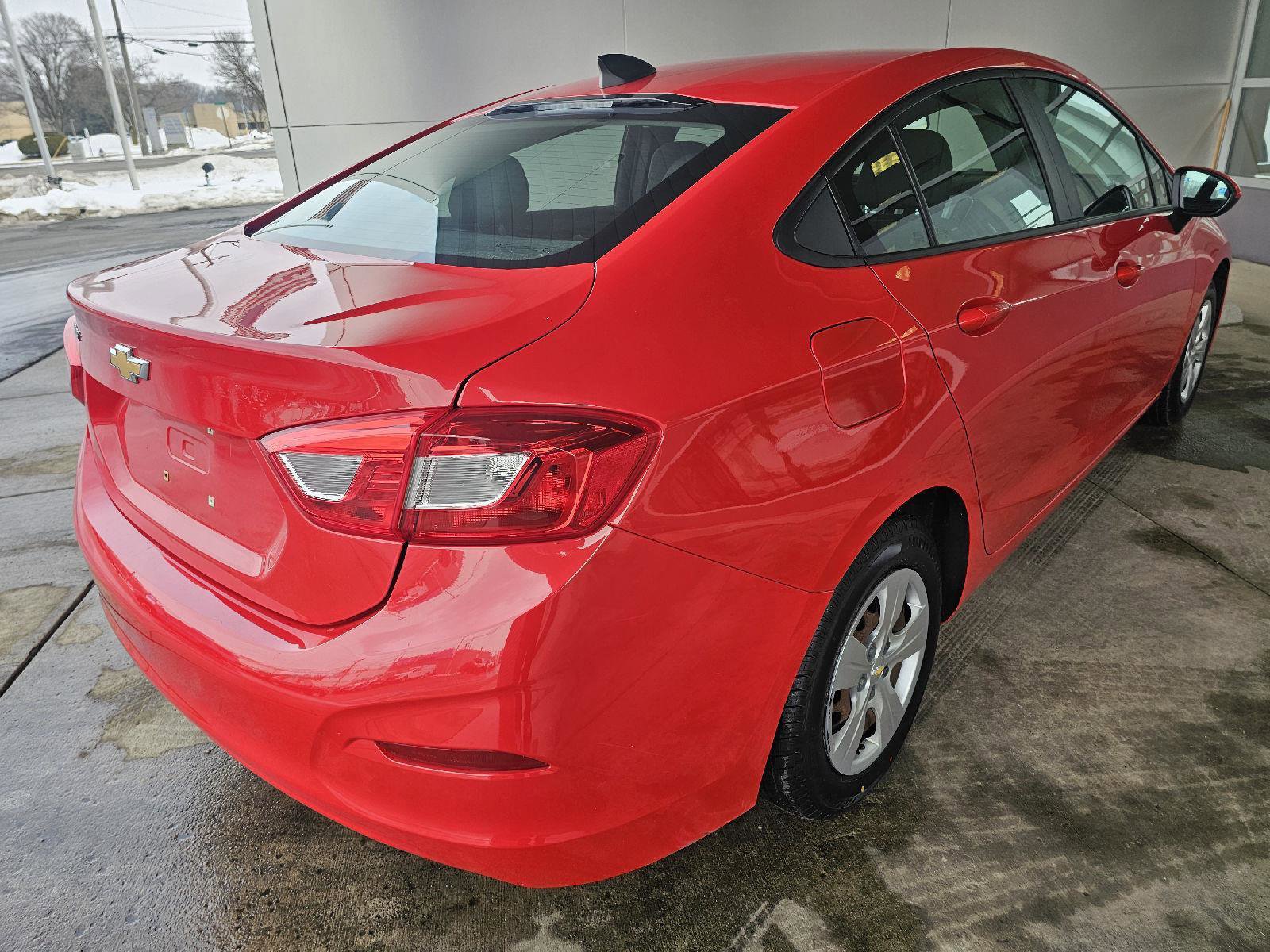 Used 2017 Chevrolet Cruze LS image 5